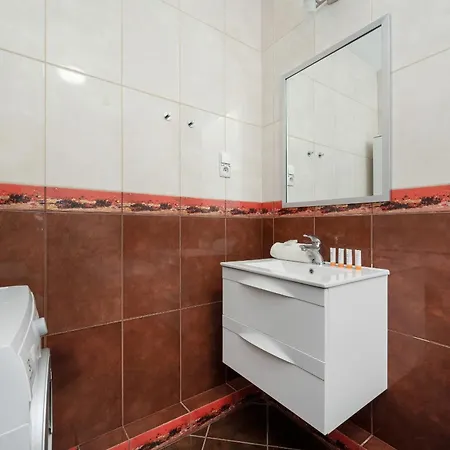 Apartament Bialowieska Z Aneksem Kuchennym I Balkonem By Noclegi Renters Wroclaw Exterior photo